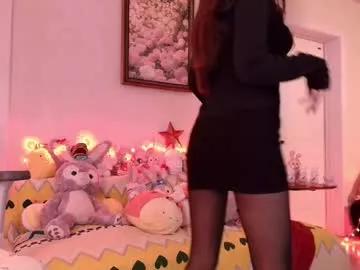 hola_yosoysisi model from Chaturbate