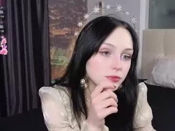 silverbutton from Chaturbate is Freechat