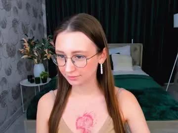 yourlovelystory from Chaturbate is Freechat