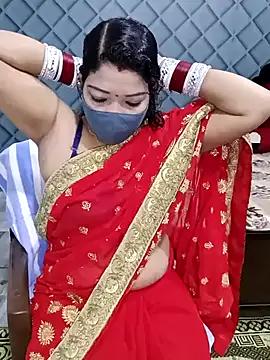 Cute-Raashii from StripChat is Freechat