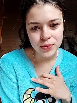 honeykissalips34 from StripChat is Freechat