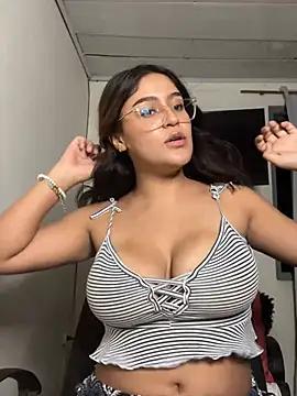 Juliana_News from StripChat is Freechat