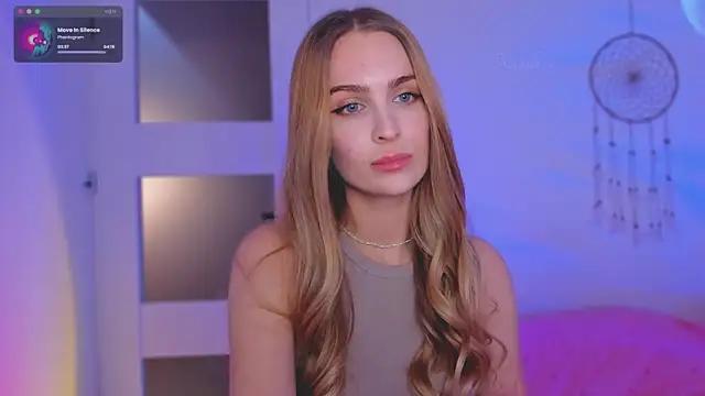 Kamila_icee from StripChat is Freechat