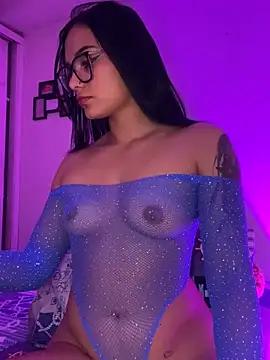 Laura__Gil from StripChat is Freechat