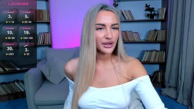 Leilalav from StripChat is Freechat