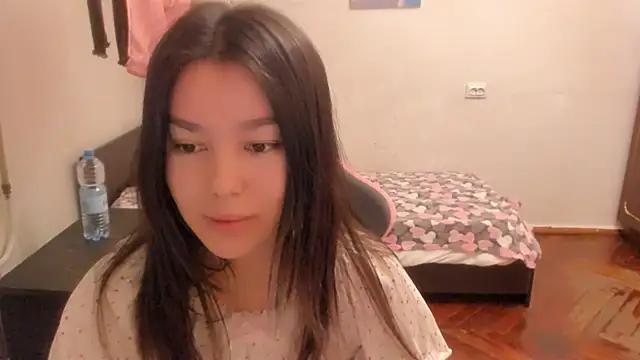 LunaXmii from StripChat is Freechat