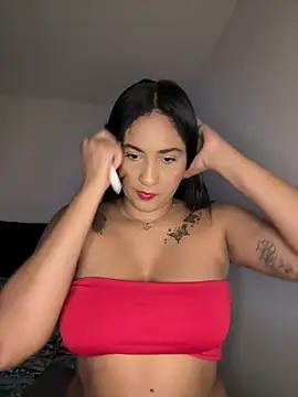 mari_pauli_x from StripChat is Freechat