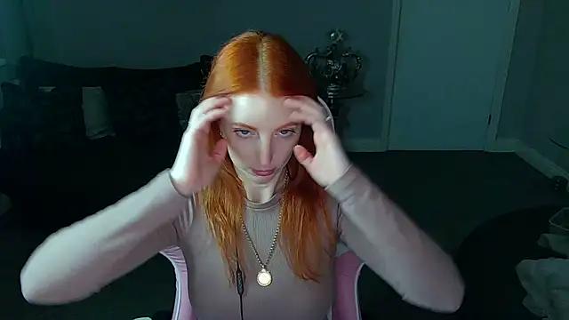 Red_firesquirt from StripChat is Freechat