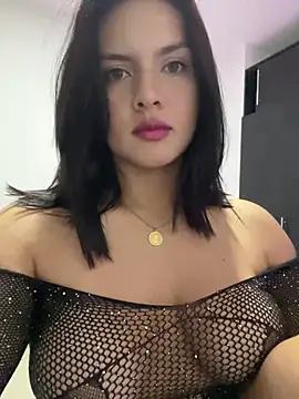 SabrinaVega from StripChat is Freechat