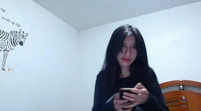 Sophia_Grand from StripChat is Freechat