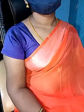 Tamil-hotwife from StripChat is Freechat