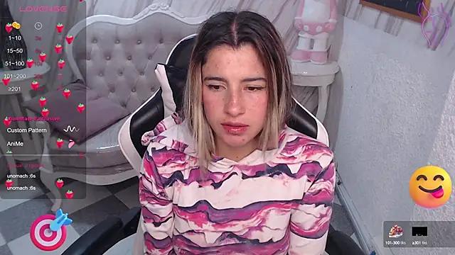 Valerie_b from StripChat is Freechat