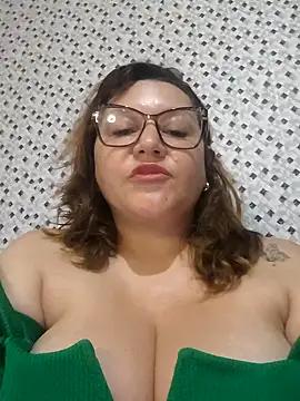 veludolunar from StripChat is Freechat