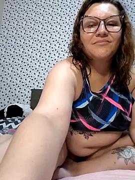 veludolunar from StripChat is Freechat