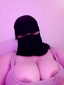 Warda_sexy from StripChat is Freechat