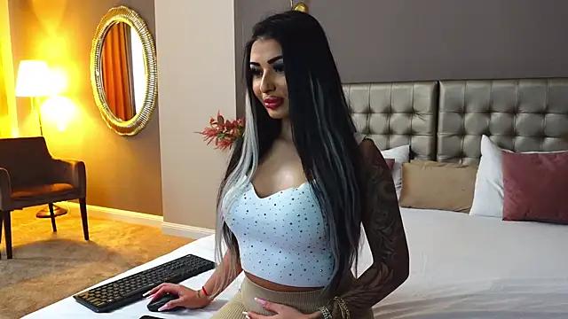 YasminaFire from StripChat is Freechat