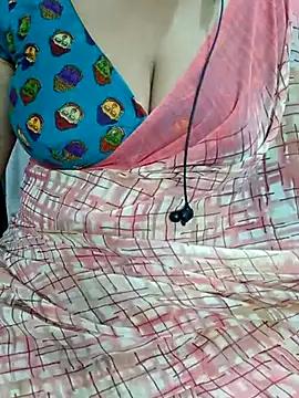 Yours_Radika from StripChat is Freechat